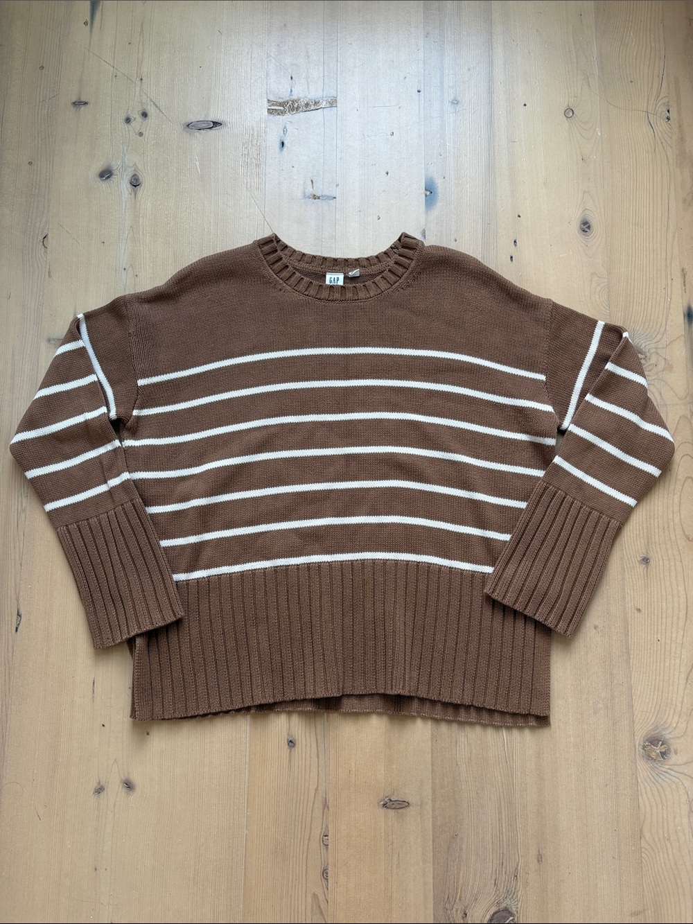GAP Tan Sweater with White Stripes - S